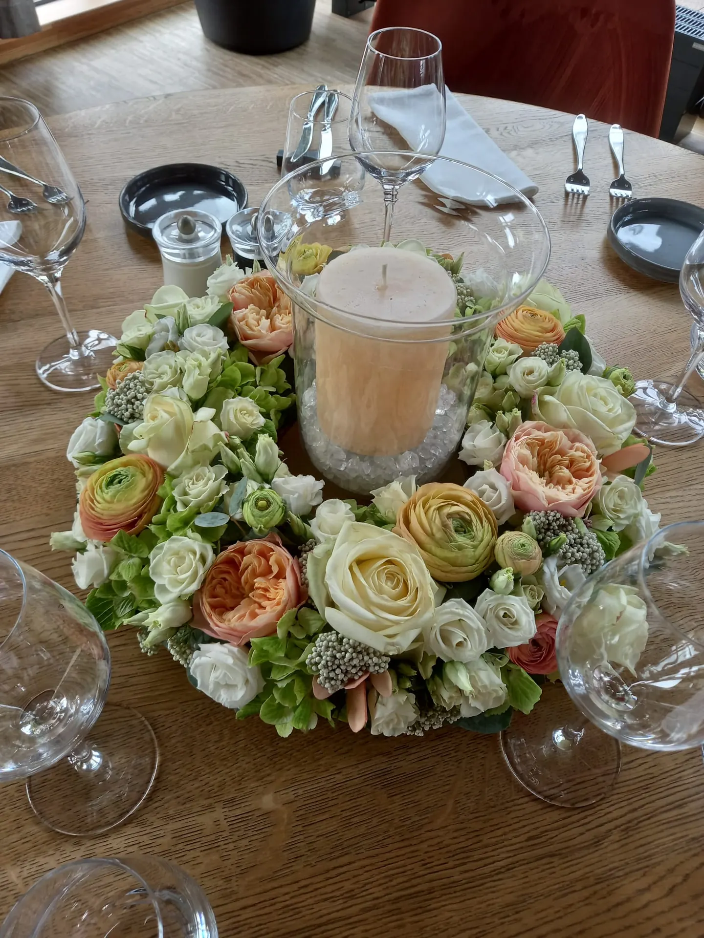 Composition florale pour événement - mariage, baptême, communion, deuil